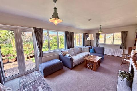 2 bedroom detached bungalow for sale, Totland Bay, Isle of Wight