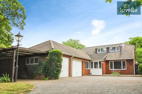 3 Ings Lane, Waltham, Grimsby, DN37 0EX
