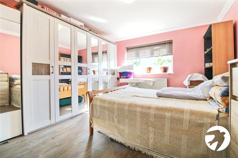 4 bedroom end of terrace house to rent, Old School Yard, Lower Range Road, Gravesend, Kent, DA12