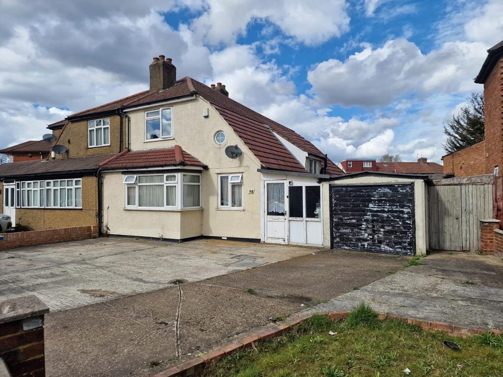 Mollison way, edgware