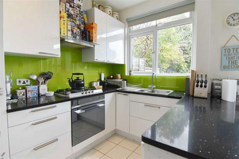 68 Dalmeny Avenue, London, SW16 4RP
