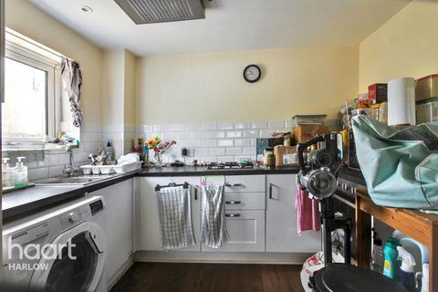 Flat 1, Gibson Court Bishopsfield, Harlow, CM18 6FF
