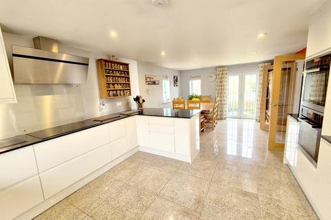 Kerris Vean Parc Morrep, Praa Sands, Penzance, TR20 9TE