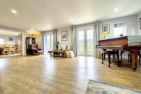 Kerris Vean Parc Morrep, Praa Sands, Penzance, TR20 9TE