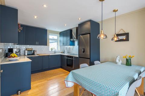 26b Lindrop Street, London, SW6 2QX