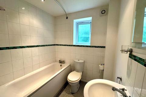 4 Cherberry Close, Fleet, GU51 2TD