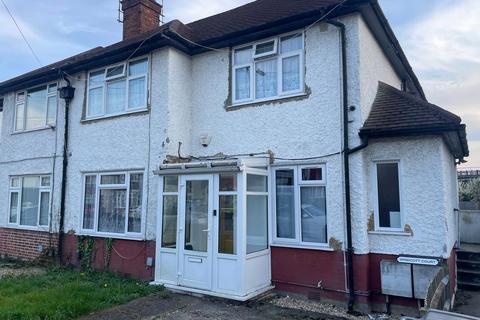 2 bedroom maisonette to rent, Draycott Avenue, Harrow HA3