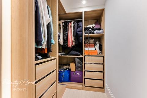 1 bedroom apartment for sale, Sandringham Road, LONDON E8