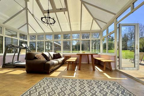 Dryleaze Bath Road, Saltford, Bristol, BS31 3JT