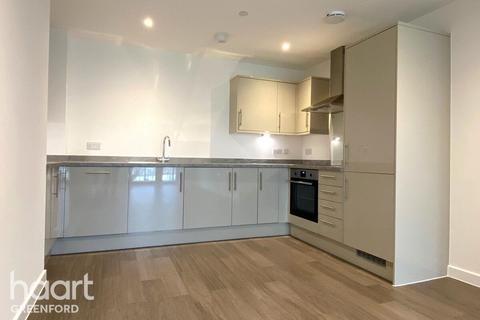2 bedroom apartment for sale, Kingsbridge Crescent, Southall