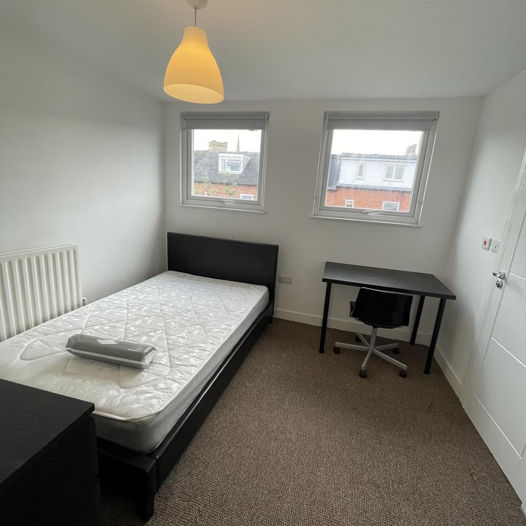Room 5 (Available)