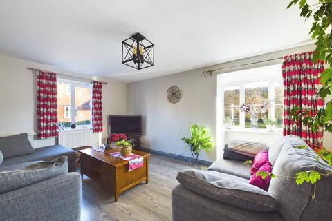 18 Hillside View, Chinnor, OX39 4DE