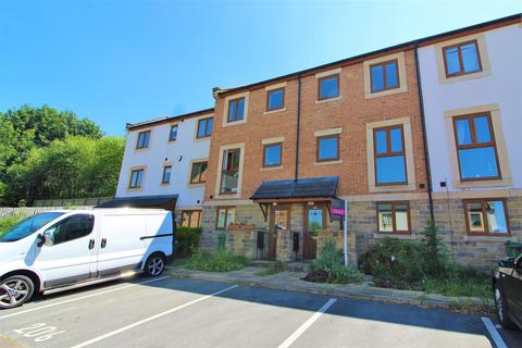 4 bedroom townhouse for sale, Greenlea Court, Waterloo, Huddersfield, HD5 8QB