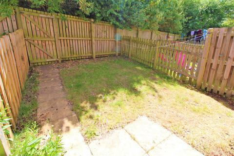 4 bedroom townhouse for sale, Greenlea Court, Waterloo, Huddersfield, HD5 8QB