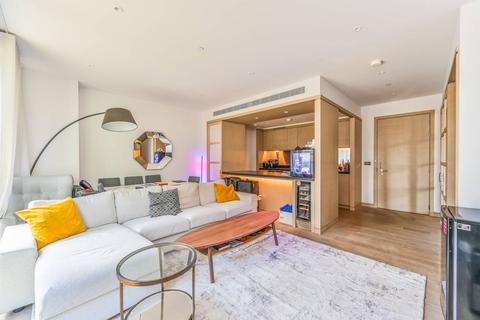 2 bedroom flat for sale, Legacy Building, Embassy Gardens, Nine Elms, London, SW11