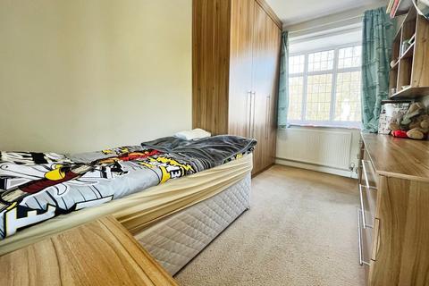 4 Moorside Road, Salford, M7 3PJ