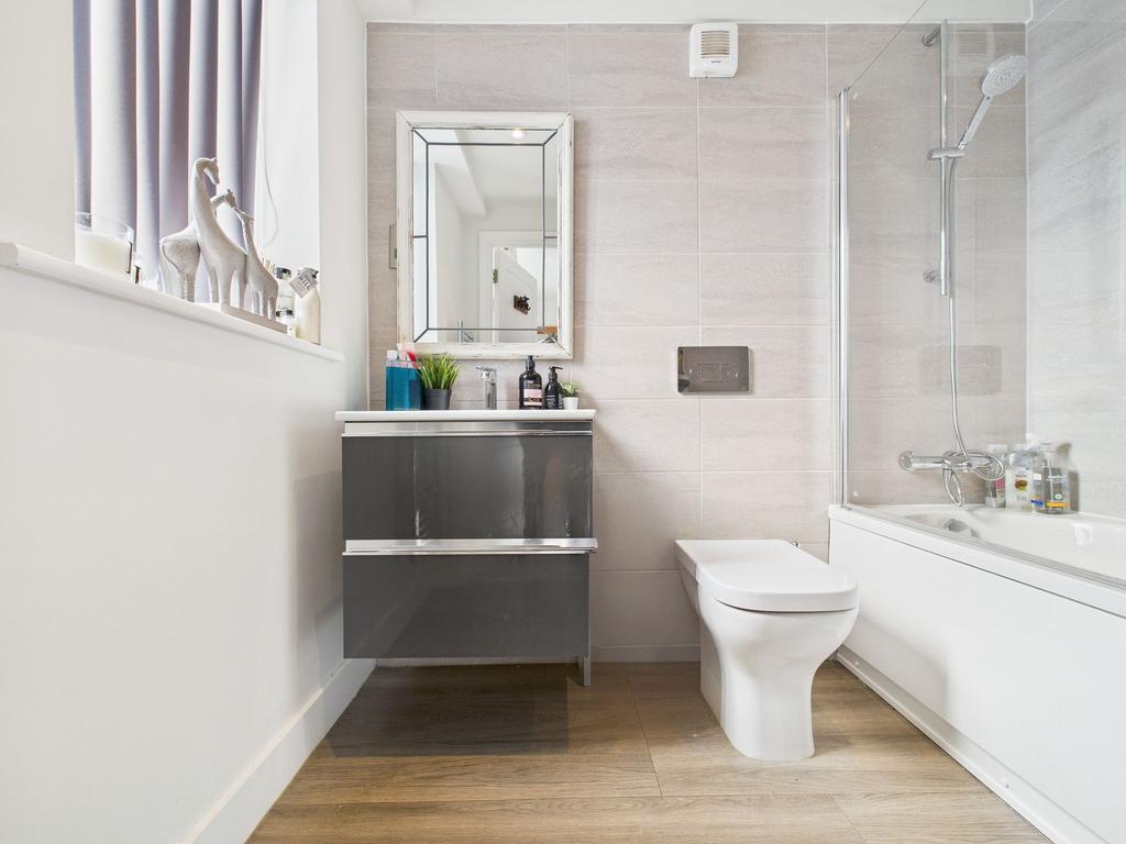 En-Suite to Bedroom One