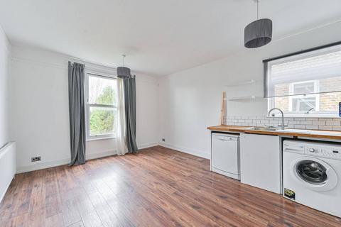 2 bedroom flat for sale, Muirkirk Road, Catford, London, SE6