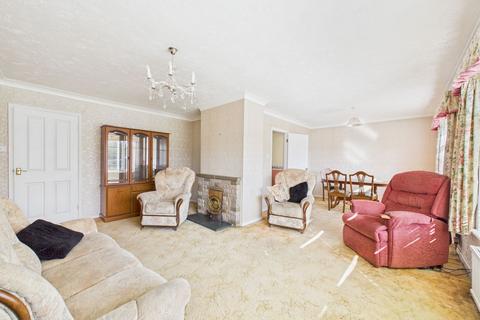 3 bedroom detached bungalow for sale, Vicarage Road, Great Hockham, IP24