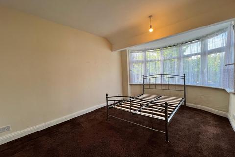 3 bedroom end of terrace house to rent, Tees Avenue, Perivale, Perivale, Greater London
