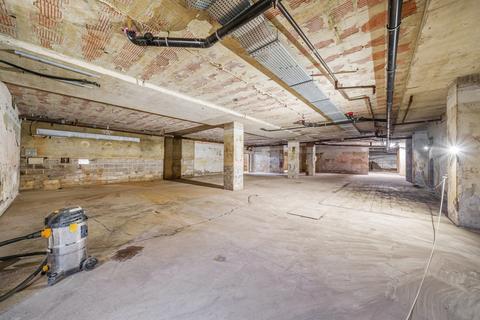 Property for sale, Staines Road West, Sunbury-On-Thames, Surrey, TW16