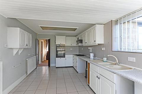 3 bedroom bungalow for sale, Field Lane, Thornes, Wakefield, WF2