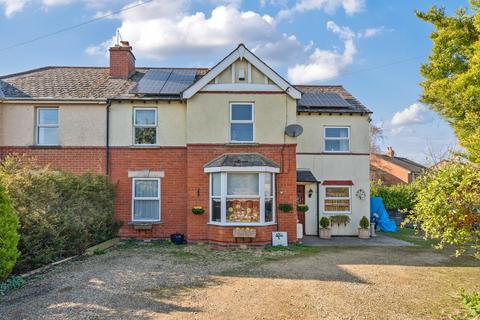 4 bedroom semi-detached house for sale, Shurdington Road, Brockworth, Gloucester