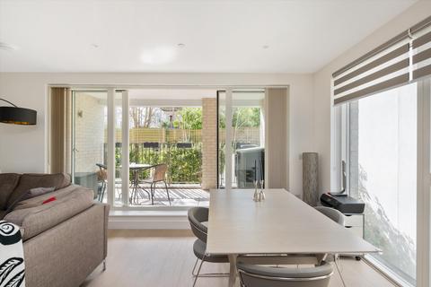 The Avenue, London, NW6