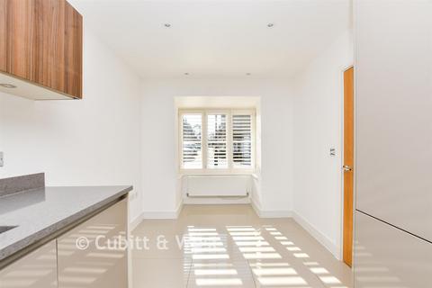 undefined, Oakgrove, Caterham, Surrey