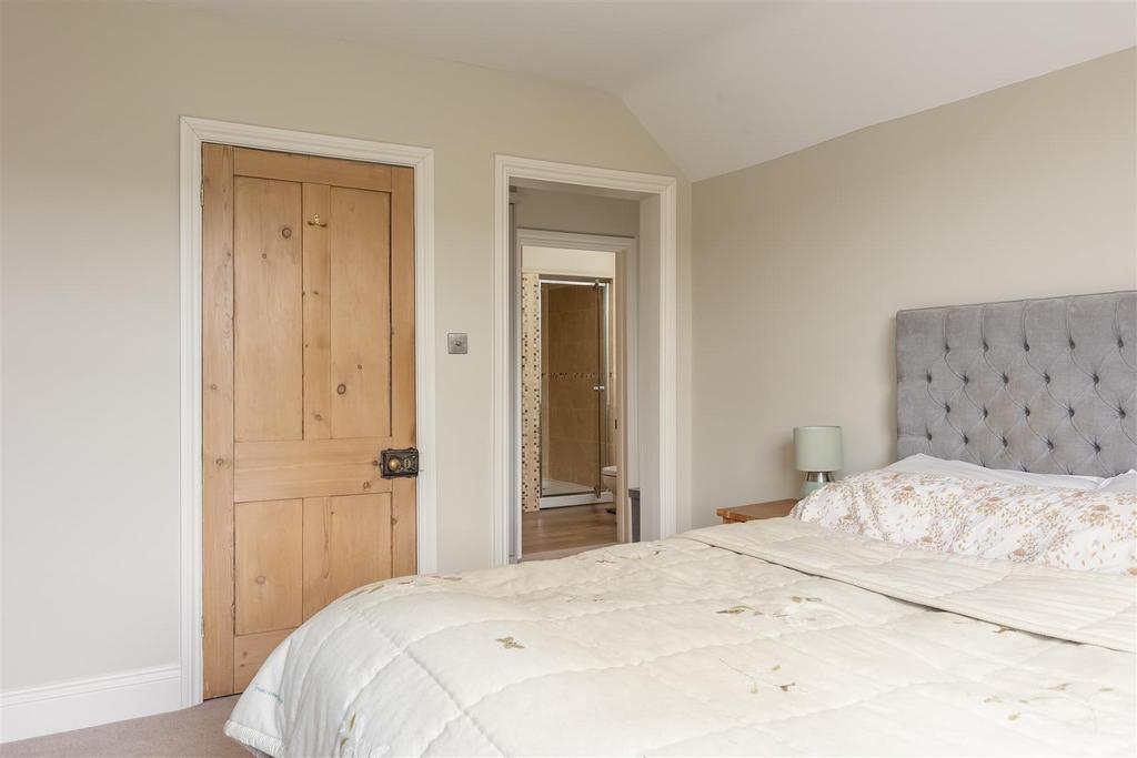 Cherry Tree Cottage Bedroom 1-3.jpg