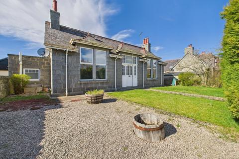 3 bedroom detached house for sale, Kingsford Road, Alford, AB33