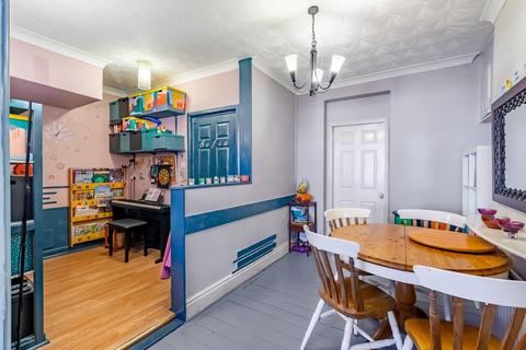 4 bedroom townhouse for sale, Lucas Avenue, York