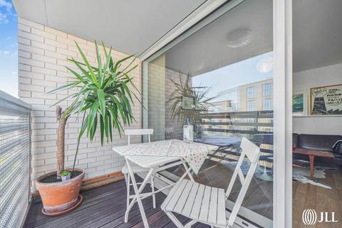 1 bedroom flat for sale, Aqua Apartments, Goodchild Road, N4
