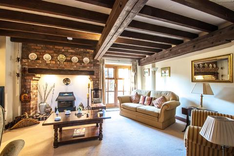 The Granary Mill Court, Shenstone, Lichfield, WS14 0DE