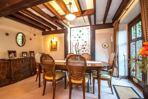 The Granary Mill Court, Shenstone, Lichfield, WS14 0DE