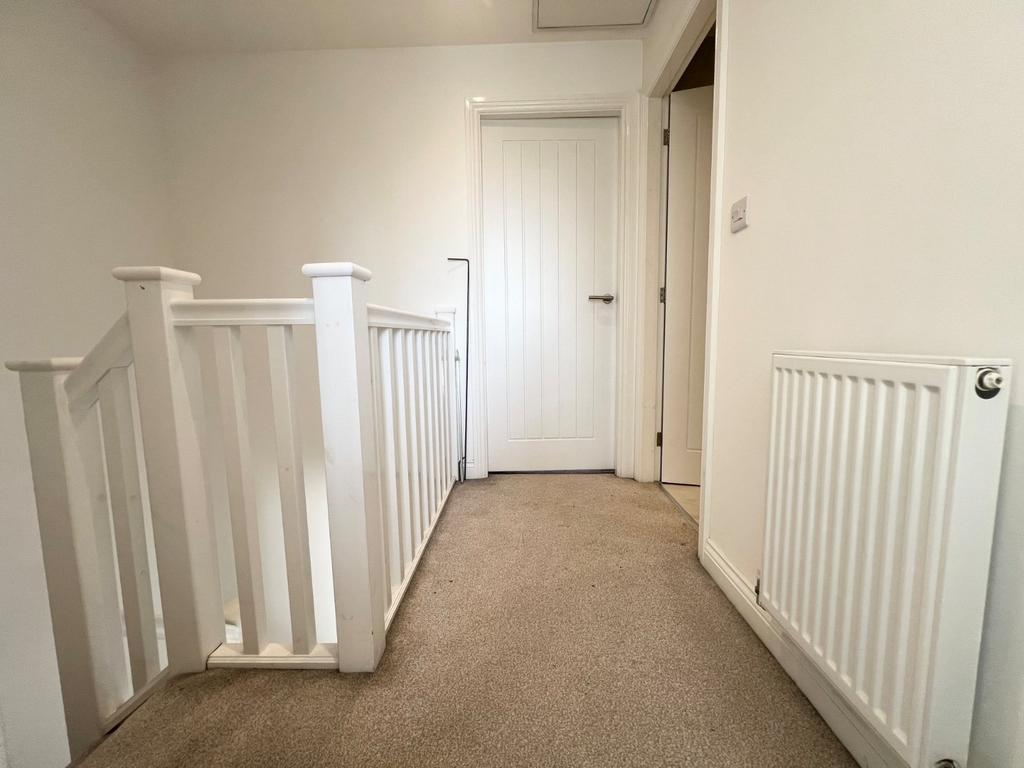 2 bedroom terraced house to rent - Още