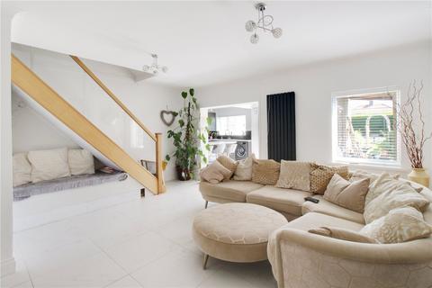 3 bedroom semi-detached house for sale, Hastings Avenue, Hellesdon, Norwich, Norfolk, NR6