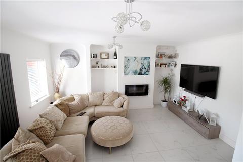 3 bedroom semi-detached house for sale, Hastings Avenue, Hellesdon, Norwich, Norfolk, NR6