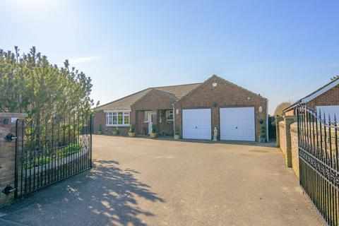 3 bedroom detached bungalow for sale, Doubledays Lane, Burgh Le Marsh PE24