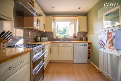 30 Ellery Road, London, SE19 3QG