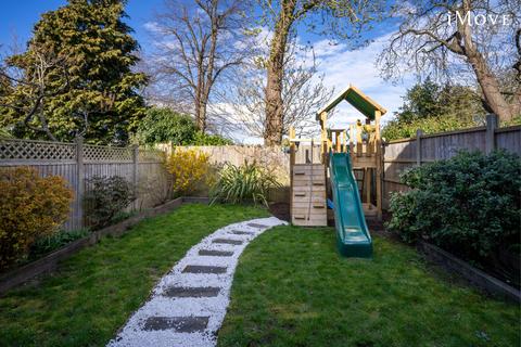30 Ellery Road, London, SE19 3QG