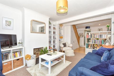 2 bedroom terraced house for sale, Kings Road, East Cowes PO32