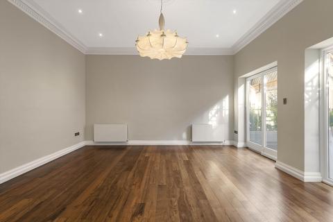 2 bedroom flat for sale, Cadogan Square, London, SW1X