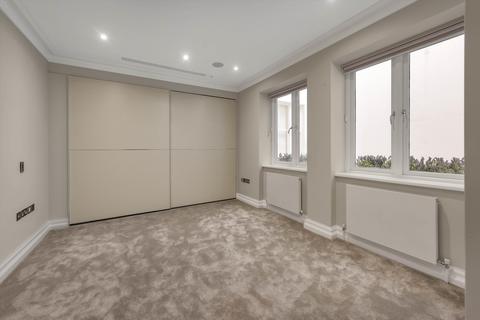 2 bedroom flat for sale, Cadogan Square, London, SW1X