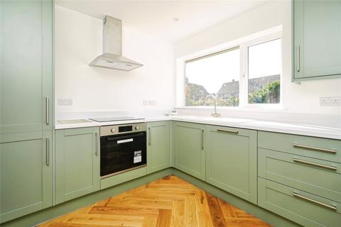 48 Frethern Close, Burford, OX18 4NX