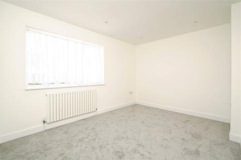 48 Frethern Close, Burford, OX18 4NX
