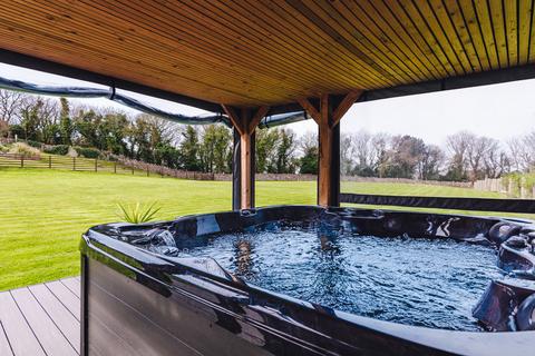 5 bedroom country house for sale, Llandudno LL30