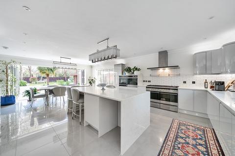 34 Little Forest Road, Bournemouth, BH4 9NW