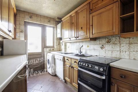 3 bedroom house for sale, Grove Road, Thornton Heath