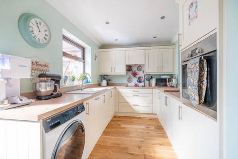 3 bedroom detached house for sale, Moorfield Road, Mattishall